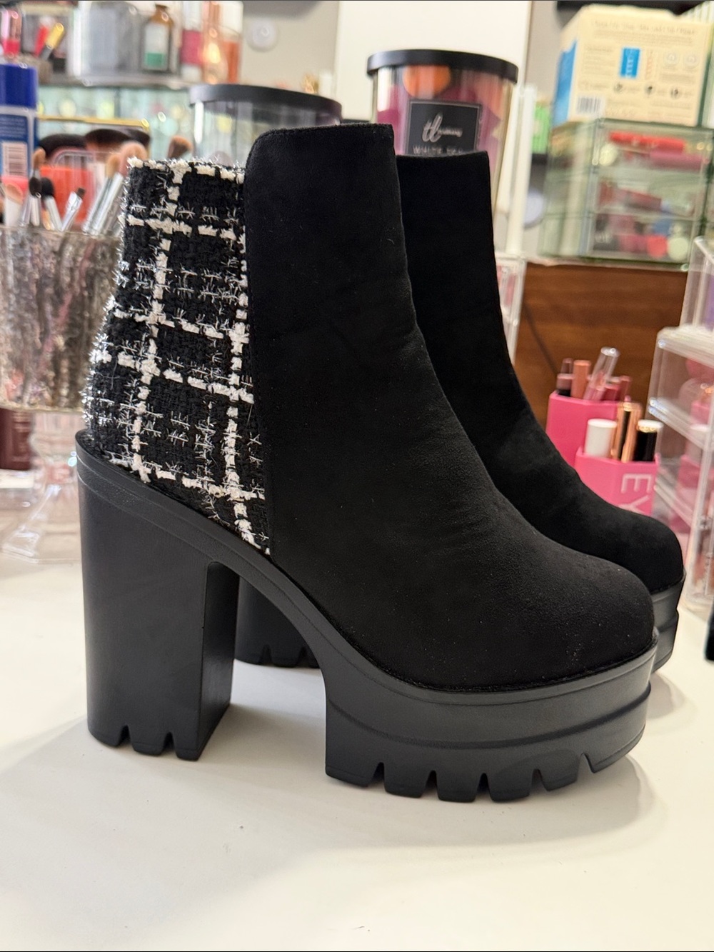 Black Tweed-Back Platform Ankle Boots – Modern Chunky Heel size 10